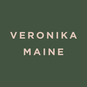 Veronika Maine
